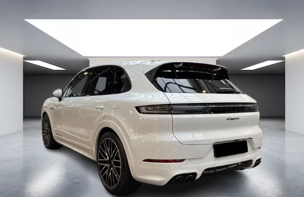 Porsche Cayenne E-Hybrid = Air Suspension = Гаранция, снимка 2 - Автомобили и джипове - 54046663
