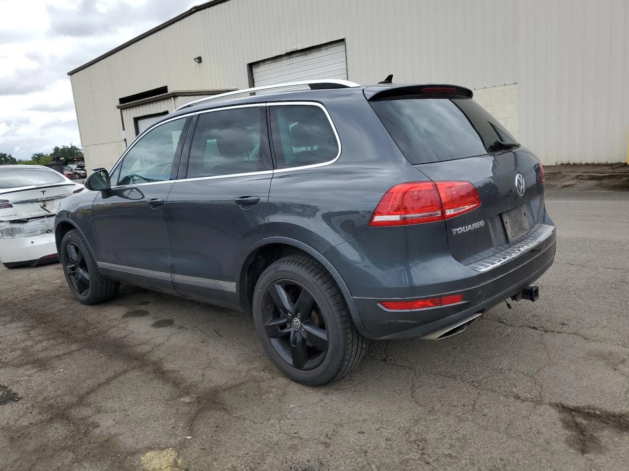 VW Touareg V6 TDI Lux - изображение 2