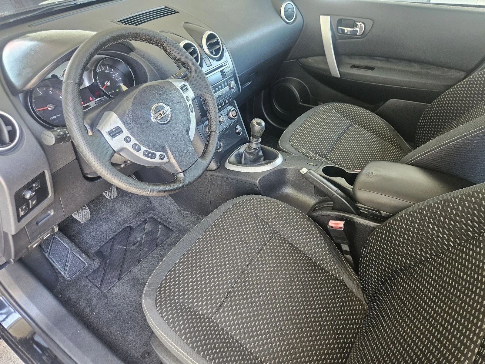 Nissan Qashqai 1.5 DCI  - изображение 9