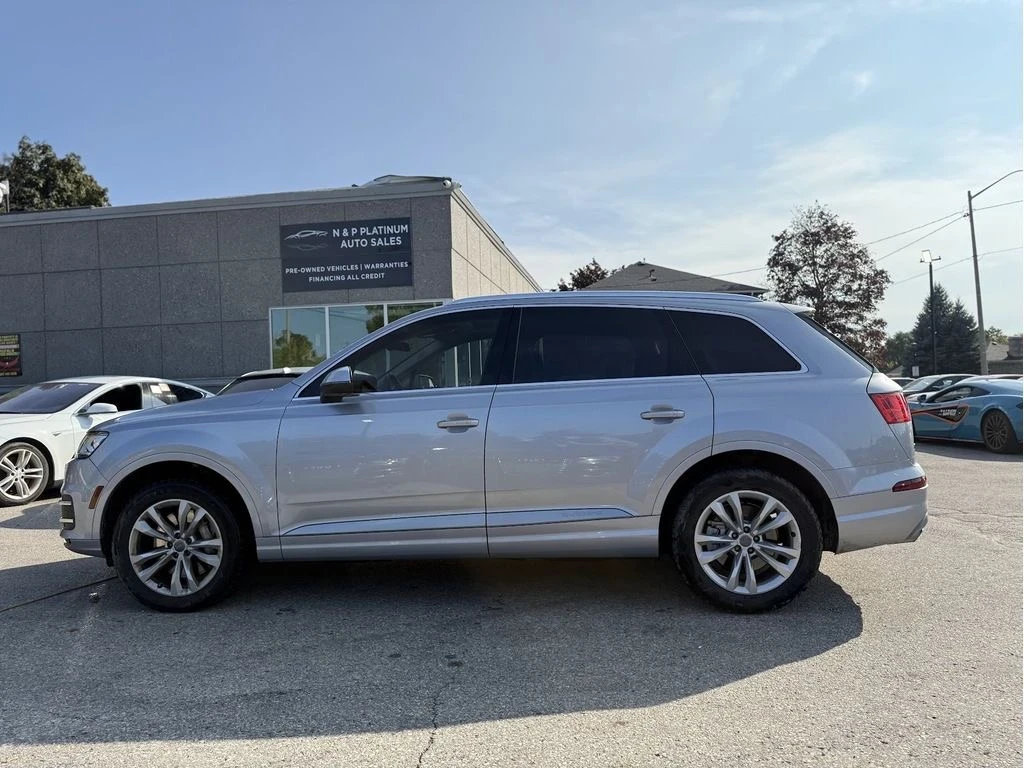 Audi Q7 Premium plus CARFAX 7-местна - изображение 4