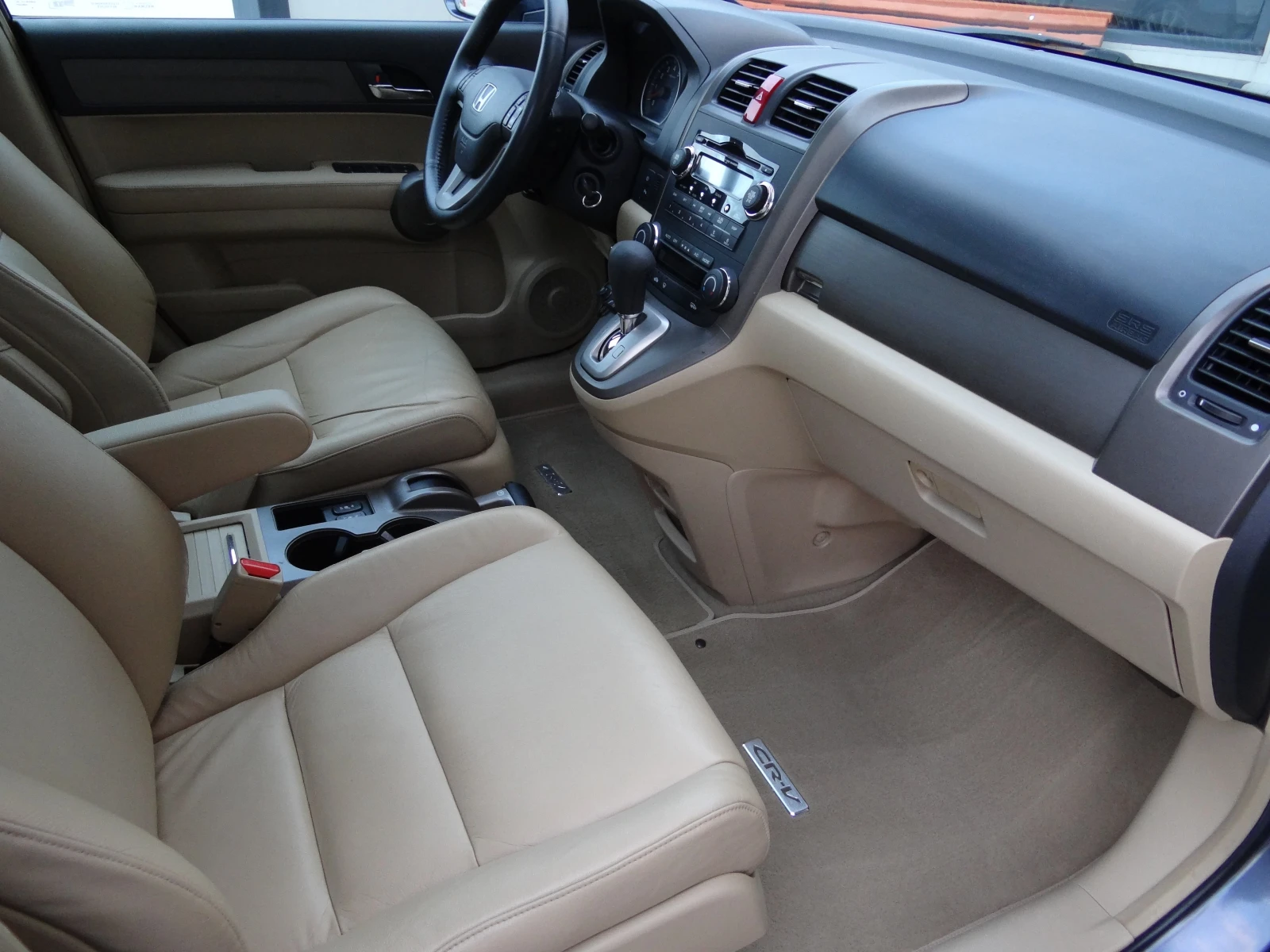 Honda Cr-v 2.0i-vtec /4X4/Auto/Koja/Panorama/Xenon/Euro-4/ - изображение 10