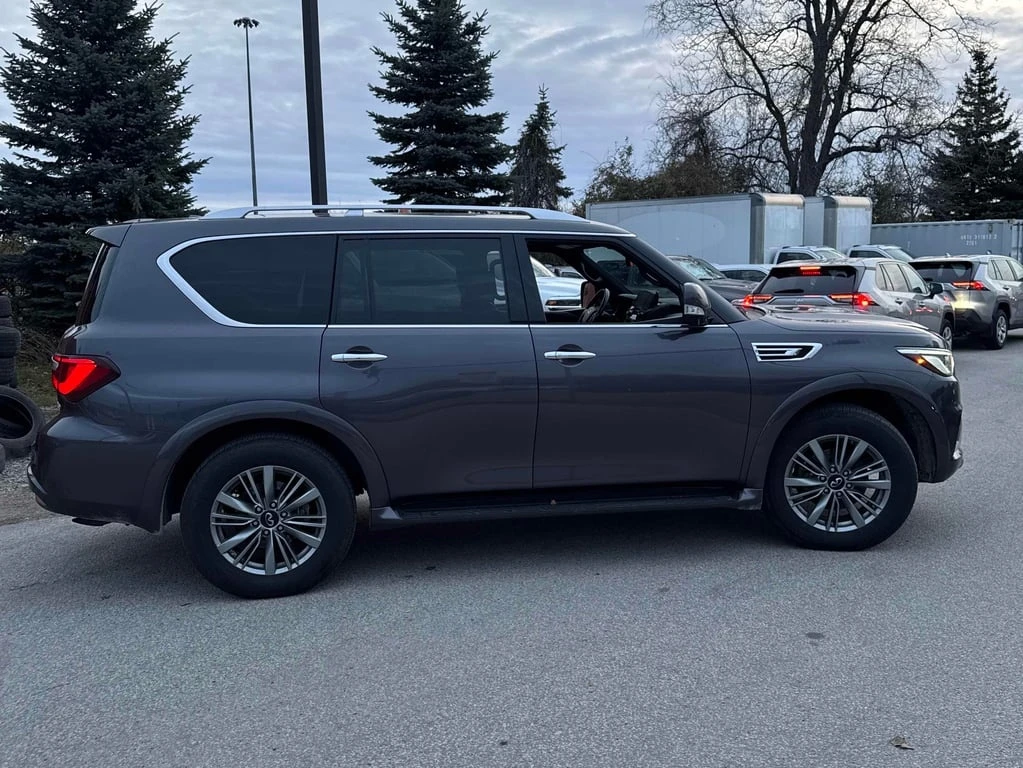 Infiniti QX80 * LUXE 8 Passenger * CARFAX * БЕЗ ПЪРВОНАЧАЛНА ВНО - изображение 3
