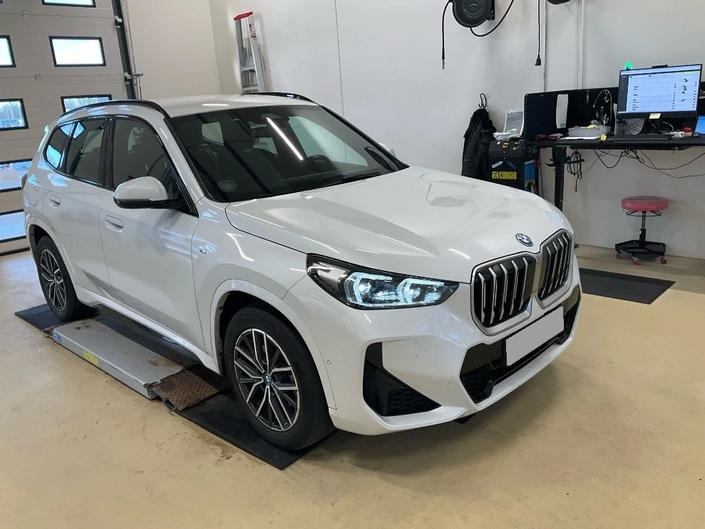 BMW X1 xDrive25e, снимка 3 - Автомобили и джипове - 53734140