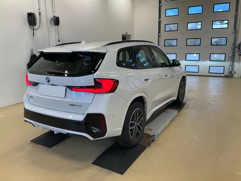 BMW X1 xDrive25e, снимка 5 - Автомобили и джипове - 53734140