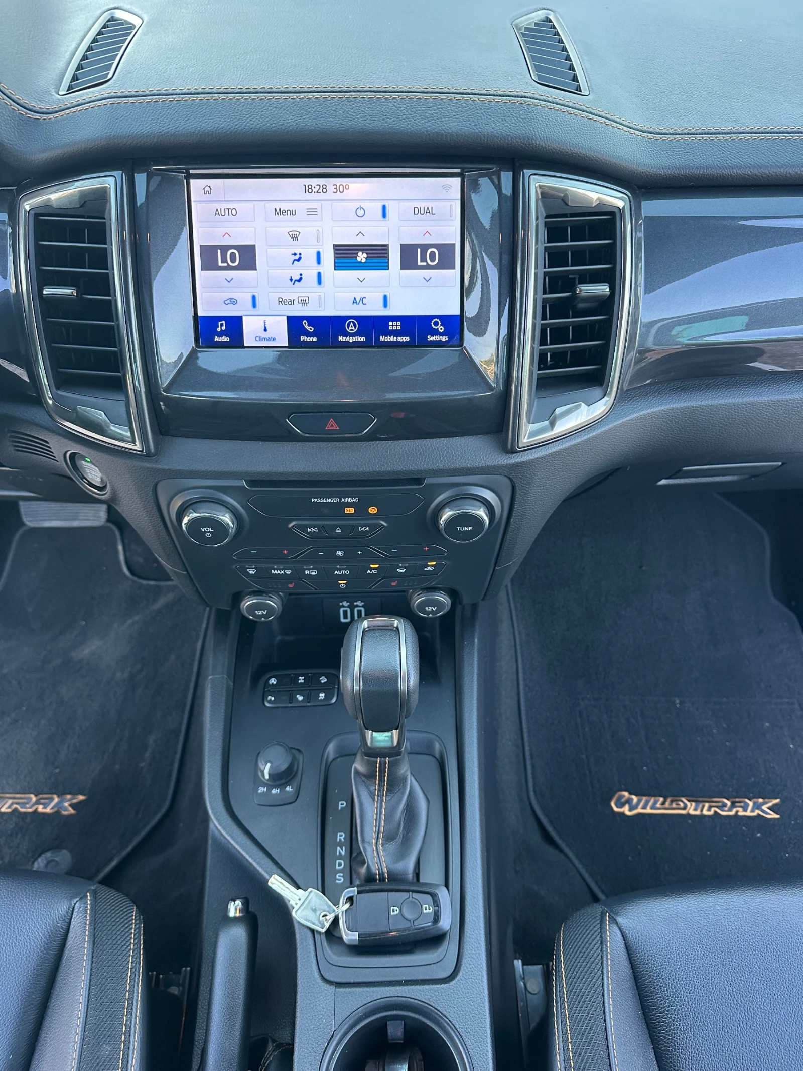 Ford Ranger 2.0TDCI 213kc BI-TURBO WILDTRAK, снимка 12 - Автомобили и джипове - 54711279