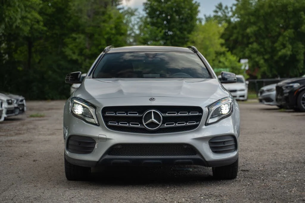 Mercedes-Benz GLA * ПАНО* KEYLESS* Camera* ПОДГРЕВ* , снимка 3 - Автомобили и джипове - 55586192
