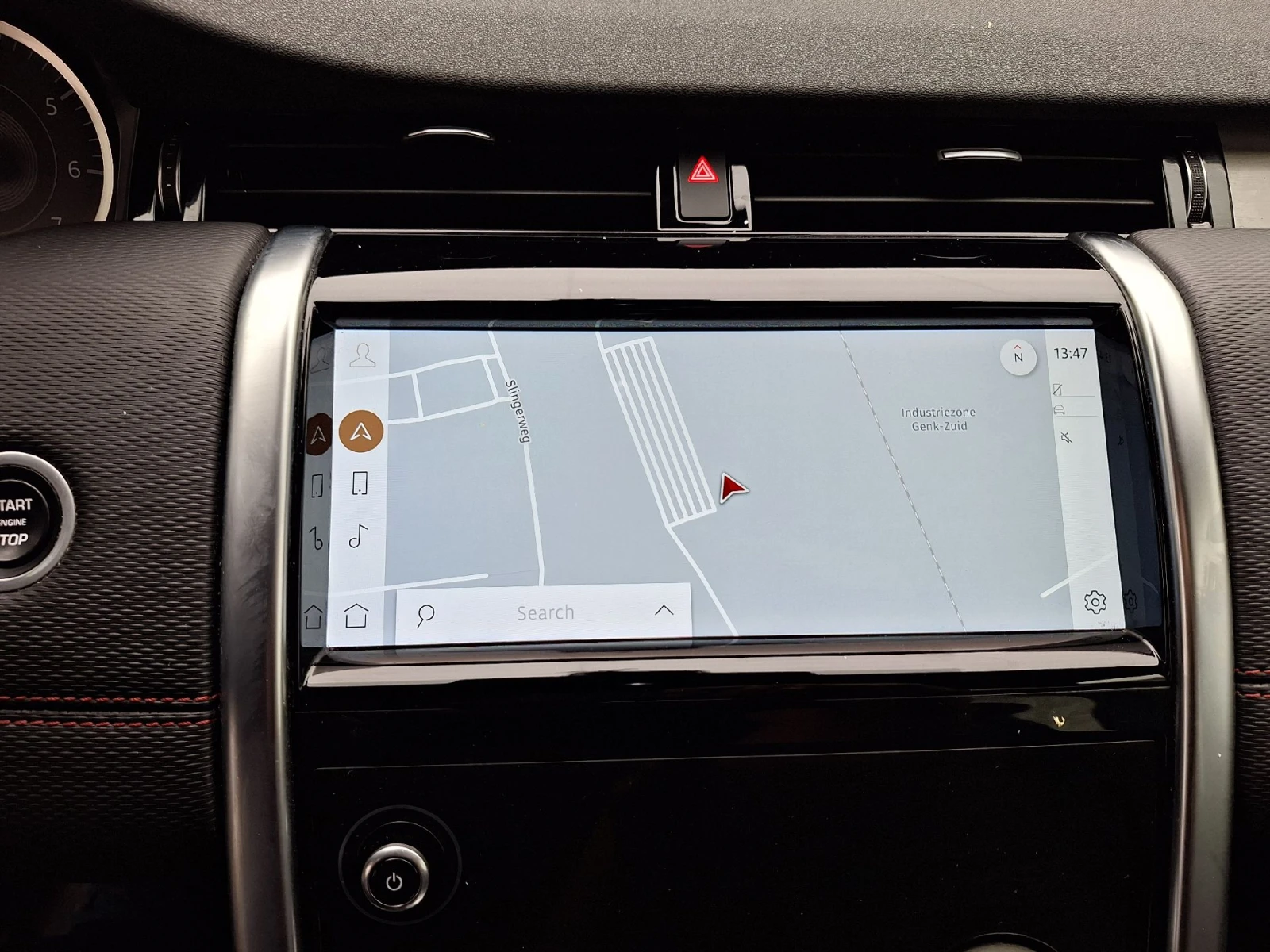 Land Rover Discovery Sport P300e PHEV AWD Auto Leather Navi, снимка 12 - Автомобили и джипове - 56207464