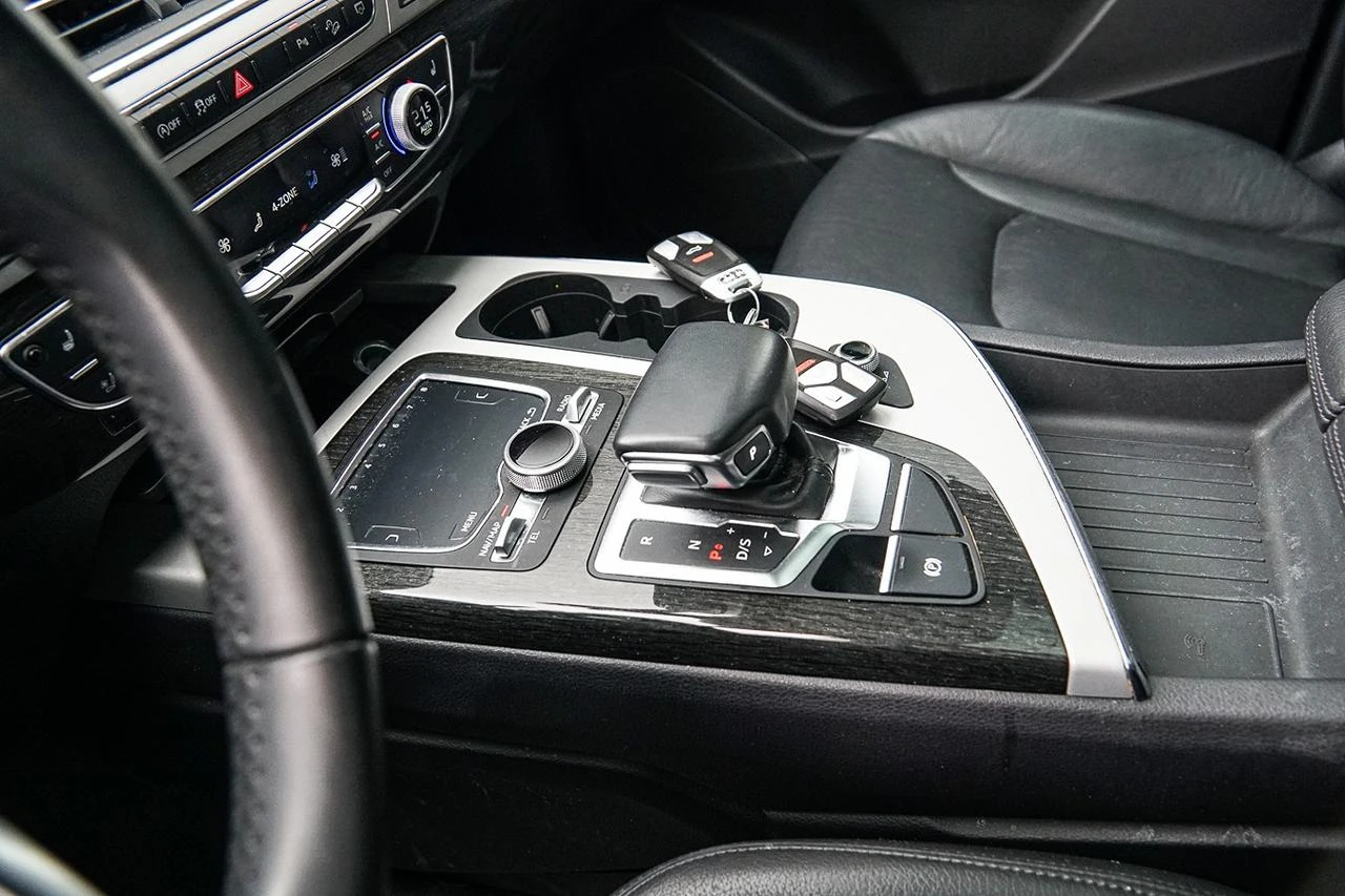Audi Q7 TFSI* Progressiv* 7 PASS* NAVI* CAM* PANO | Mobile.bg � ����������� 17