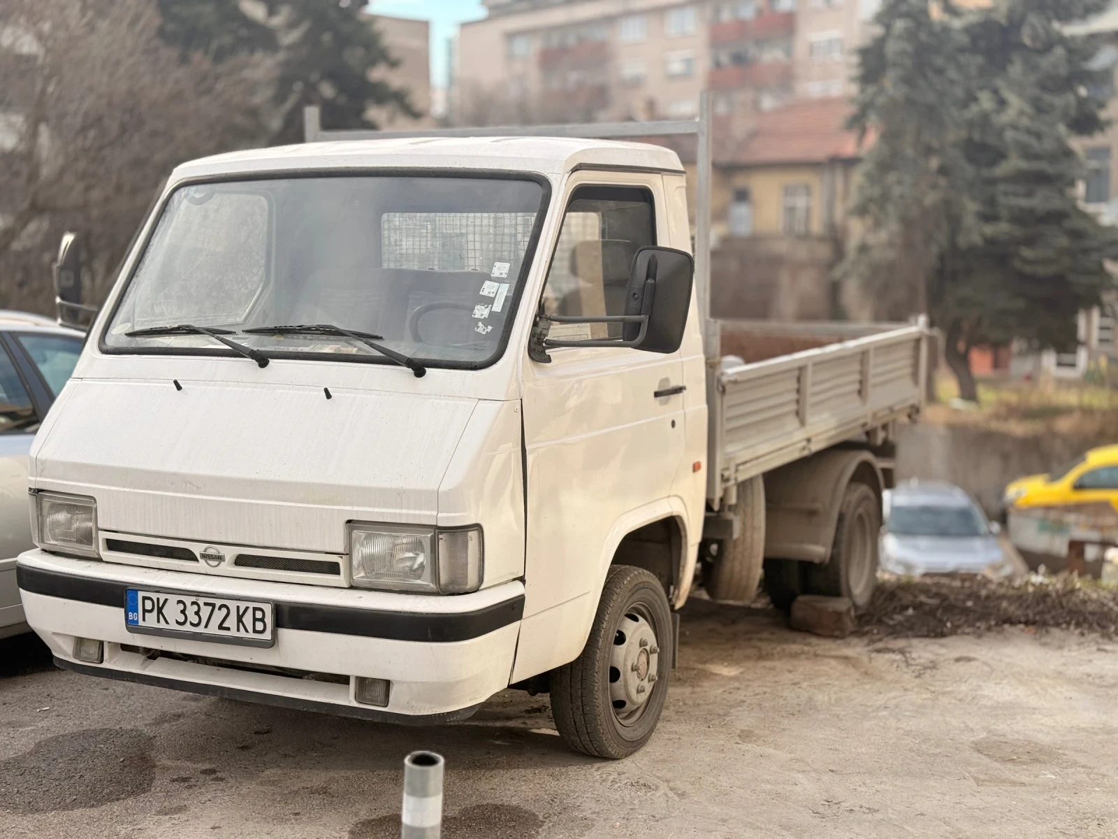 Nissan Trade Trade, снимка 1