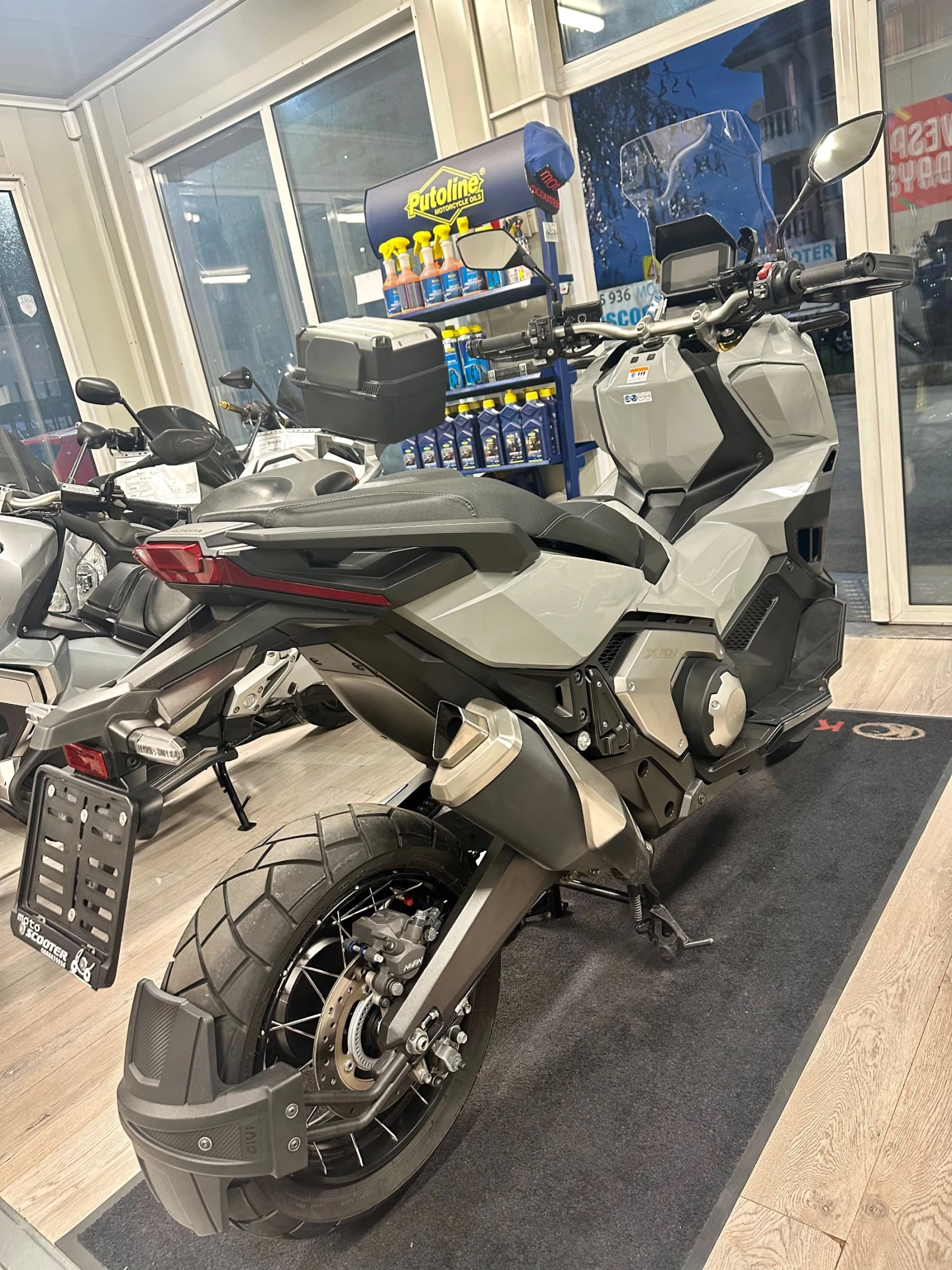 Honda X-ADV 750 Nardo Gray ABS/TC/LED 04.2021г. - изображение 10