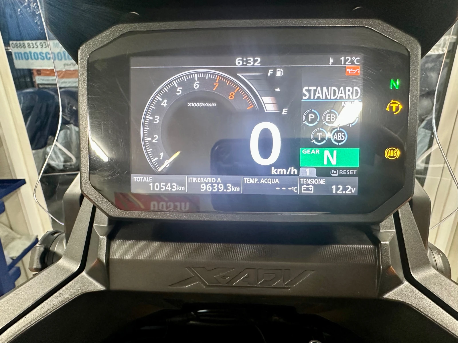 Honda X-ADV 750 Nardo Gray ABS/TC/LED 04.2021г. - изображение 3