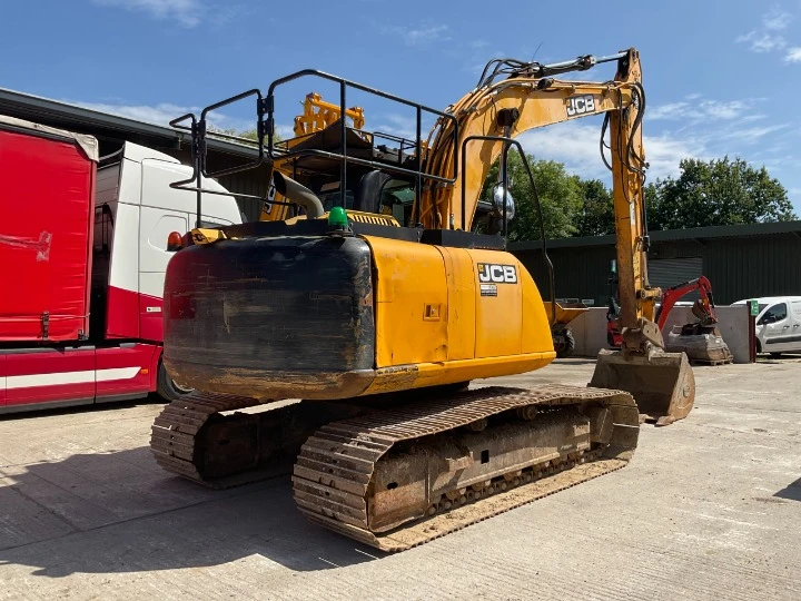 Багер JCB JS145 LC - изображение 3