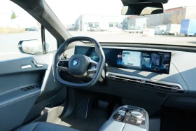BMW iX 40 xDrive M Laser AIR HUD Keyless W/P Massage, снимка 8