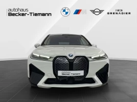 BMW iX 40 xDrive M Sport  Laser H/K HUD 360 Keyless W/P, снимка 2
