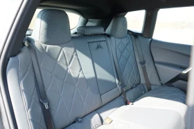 BMW iX 40 xDrive M Laser AIR HUD Keyless W/P Massage, снимка 15