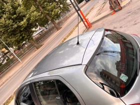 Toyota Yaris, снимка 4