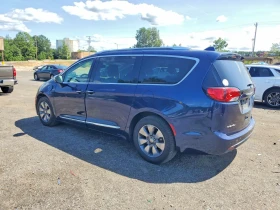 Chrysler Pacifica 3.6l Hybrid Limited, снимка 2