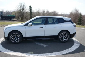 BMW iX 40 xDrive M Laser AIR HUD Keyless W/P Massage - 33970 € / 66439.55 лв. - 38631621 2