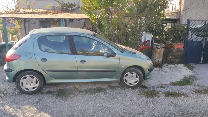 Peugeot 206, снимка 3 - Автомобили и джипове - 47642474