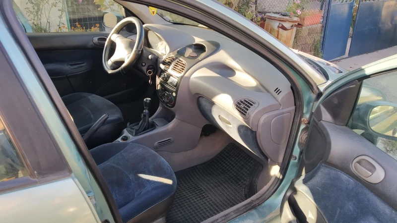 Peugeot 206, снимка 5 - Автомобили и джипове - 47642474