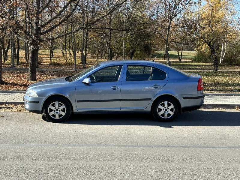 Skoda Octavia 1.6 MPI, снимка 3 - Автомобили и джипове - 47905788