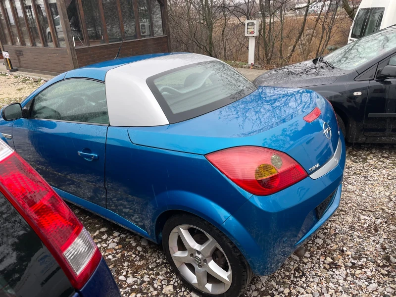 Opel Tigra 1.8i, снимка 4 - Автомобили и джипове - 48759416