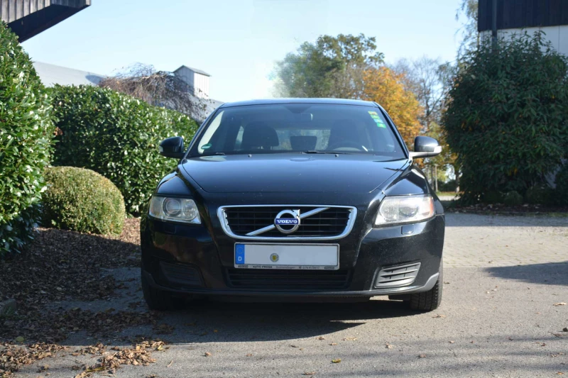 Volvo V50 D2 Summum  Navi/Xenon/Tempomat, снимка 2 - Автомобили и джипове - 49519350