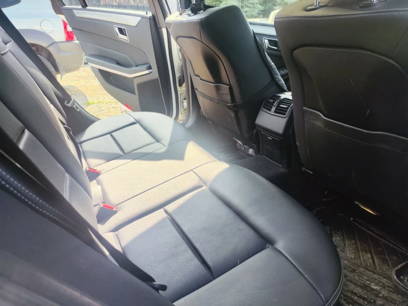 Mercedes-Benz E 350 E350 BlueTec 4MATIC, снимка 9 - Автомобили и джипове - 52801292