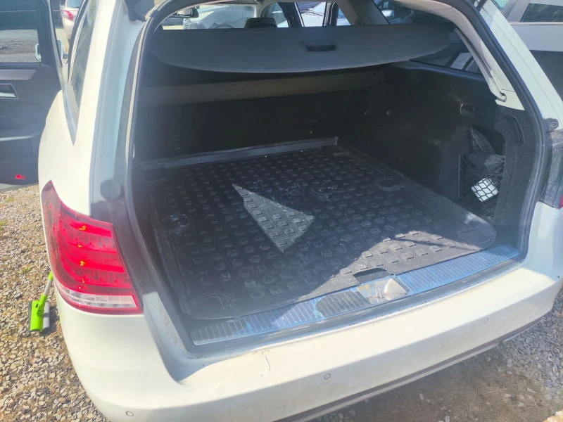 Mercedes-Benz E 350 E350 BlueTec 4MATIC, снимка 11 - Автомобили и джипове - 52801292