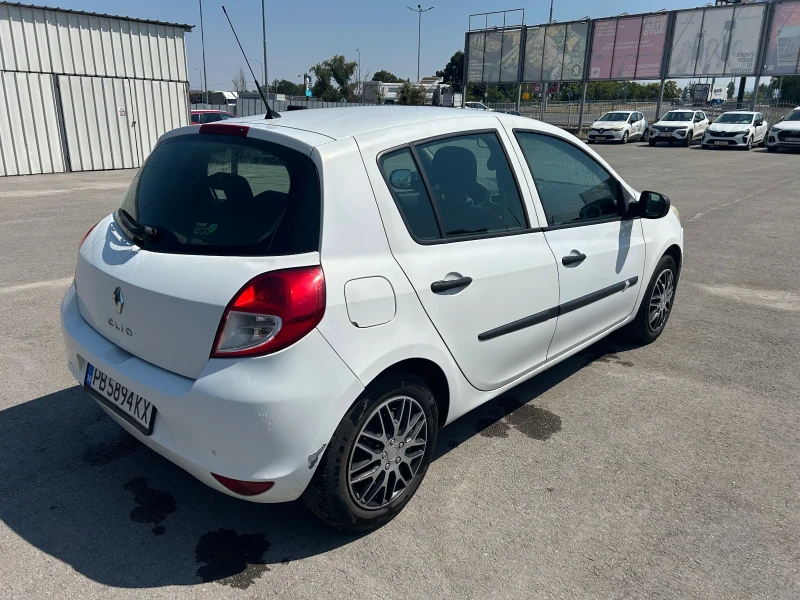 Renault Clio, снимка 6 - Автомобили и джипове - 52240709
