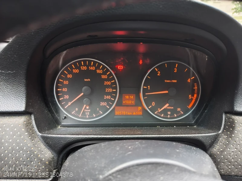 BMW 330, снимка 10 - Автомобили и джипове - 53114251