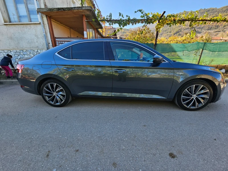 Skoda Superb Laurin and Klement 4x4, снимка 16 - Автомобили и джипове - 52382898