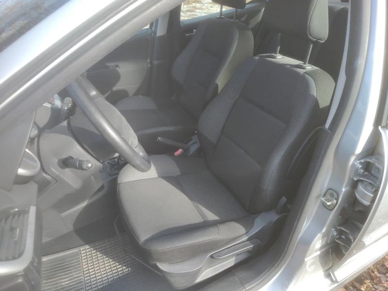 Peugeot 207 1.4 бензин 75к.с., снимка 13 - Автомобили и джипове - 52444602