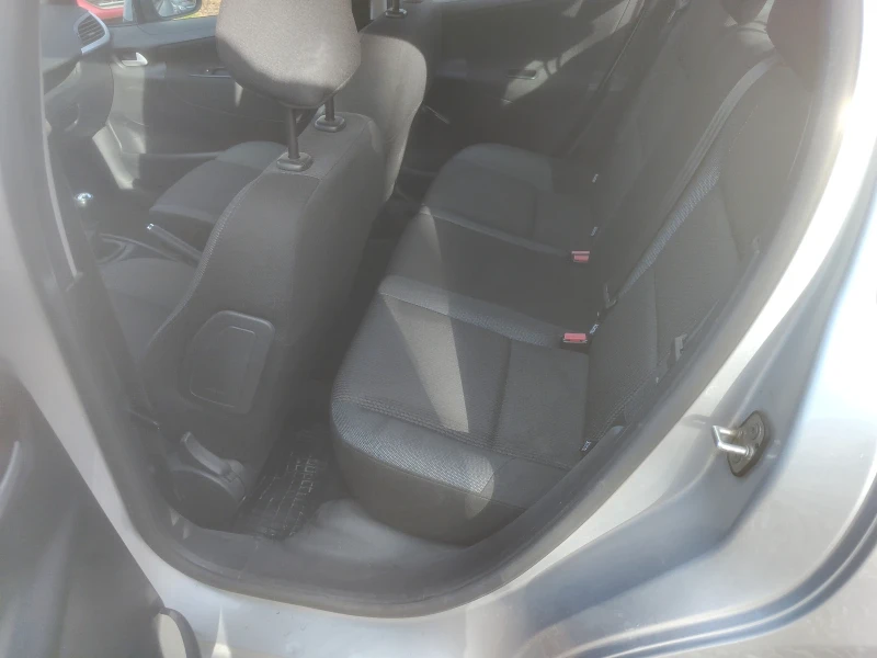 Peugeot 207 1.4 бензин 75к.с., снимка 14 - Автомобили и джипове - 52444602