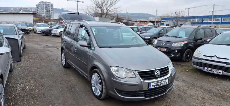 VW Touran 2.0 TDI 8-КЛАПАНА, снимка 3 - Автомобили и джипове - 53201332