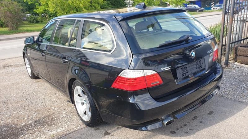 BMW 520 2.0TDI EURO5 Facelift , снимка 9 - Автомобили и джипове - 47061170