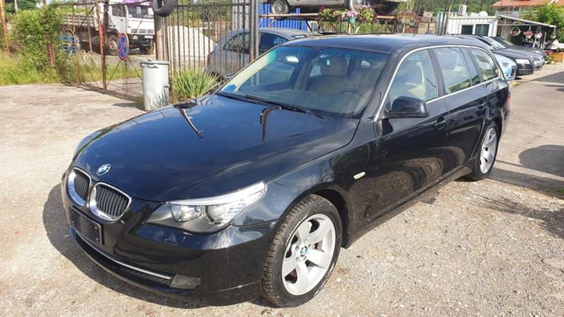 BMW 520 2.0TDI EURO5 Facelift , снимка 17 - Автомобили и джипове - 47061170