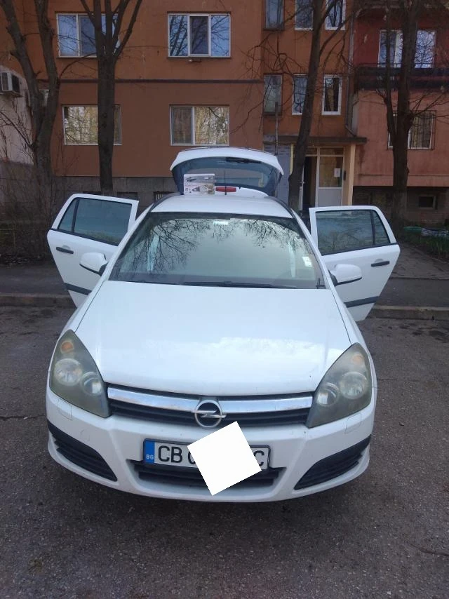 Opel Astra 1.6 ecotek, снимка 2 - Автомобили и джипове - 47790878