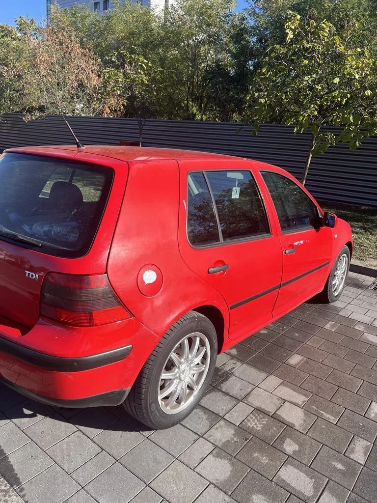 VW Golf, снимка 2 - Автомобили и джипове - 48437265