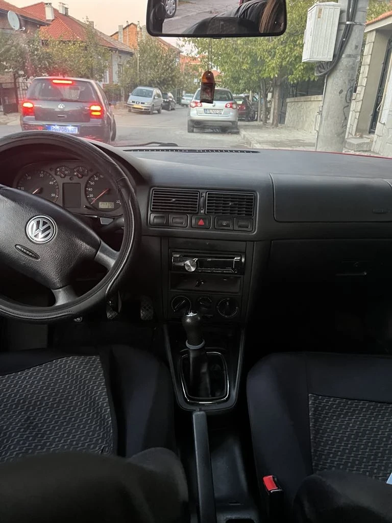 VW Golf, снимка 5 - Автомобили и джипове - 48437265