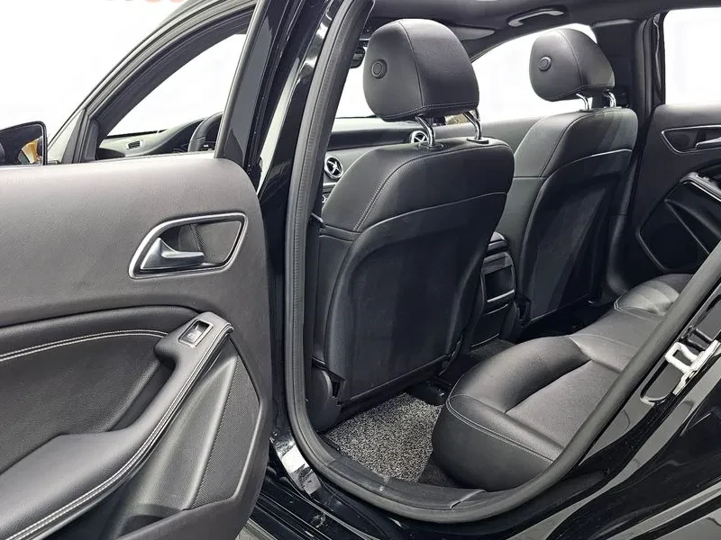 Mercedes-Benz A 200, снимка 16 - Автомобили и джипове - 55719382