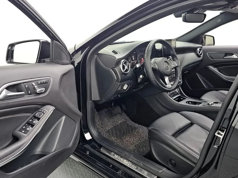 Mercedes-Benz A 200, снимка 10 - Автомобили и джипове - 55719382