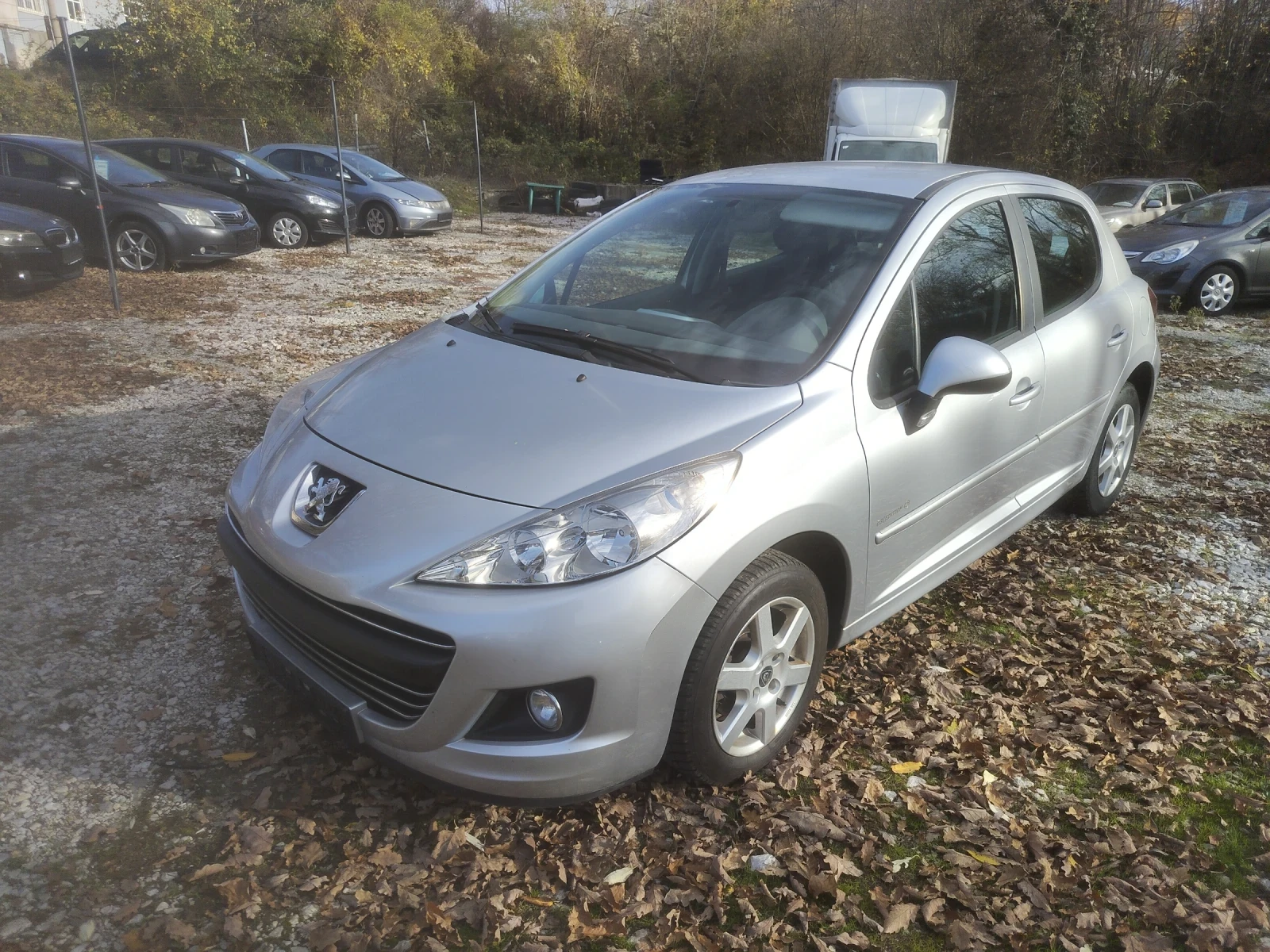 Peugeot 207 1.4 бензин 75к.с., снимка 1