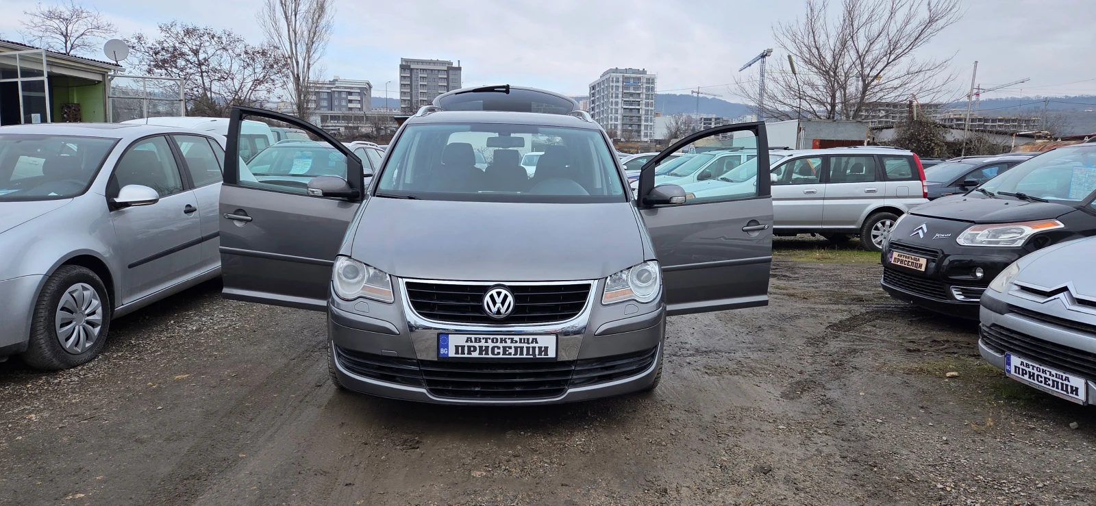 VW Touran 2.0 TDI 8-КЛАПАНА, снимка 1