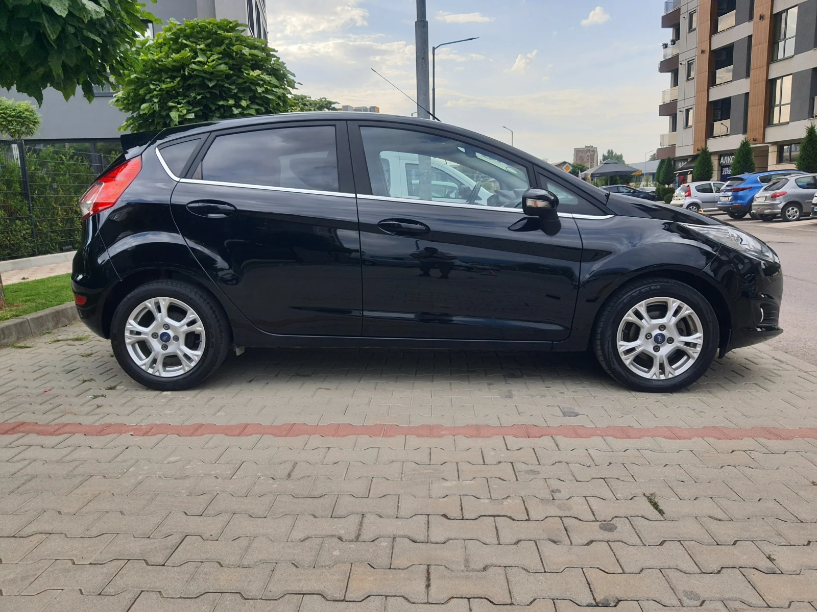 Ford Fiesta 1.5TDCI EURO6B - изображение 6