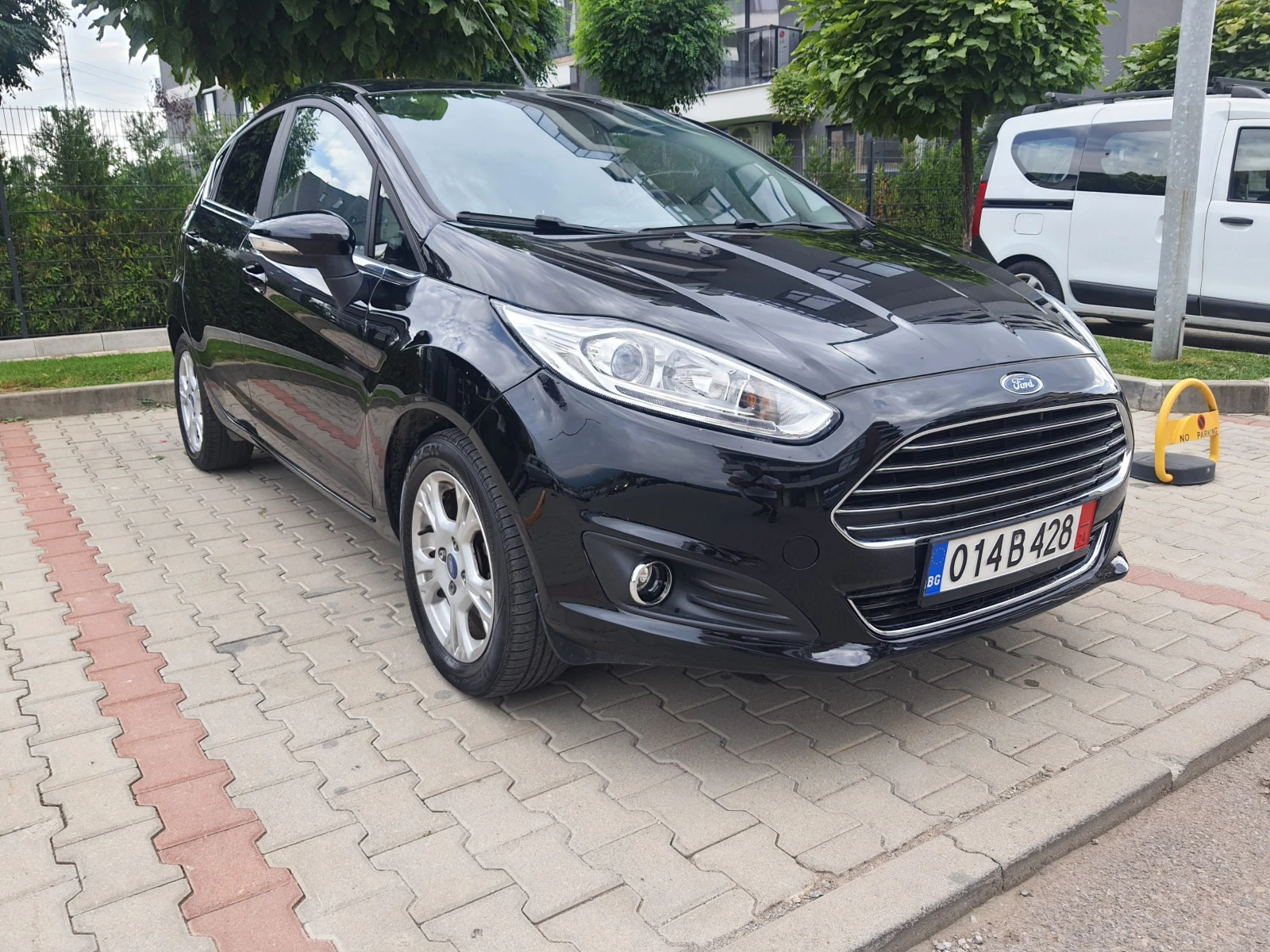 Ford Fiesta 1.5TDCI EURO6B - изображение 7