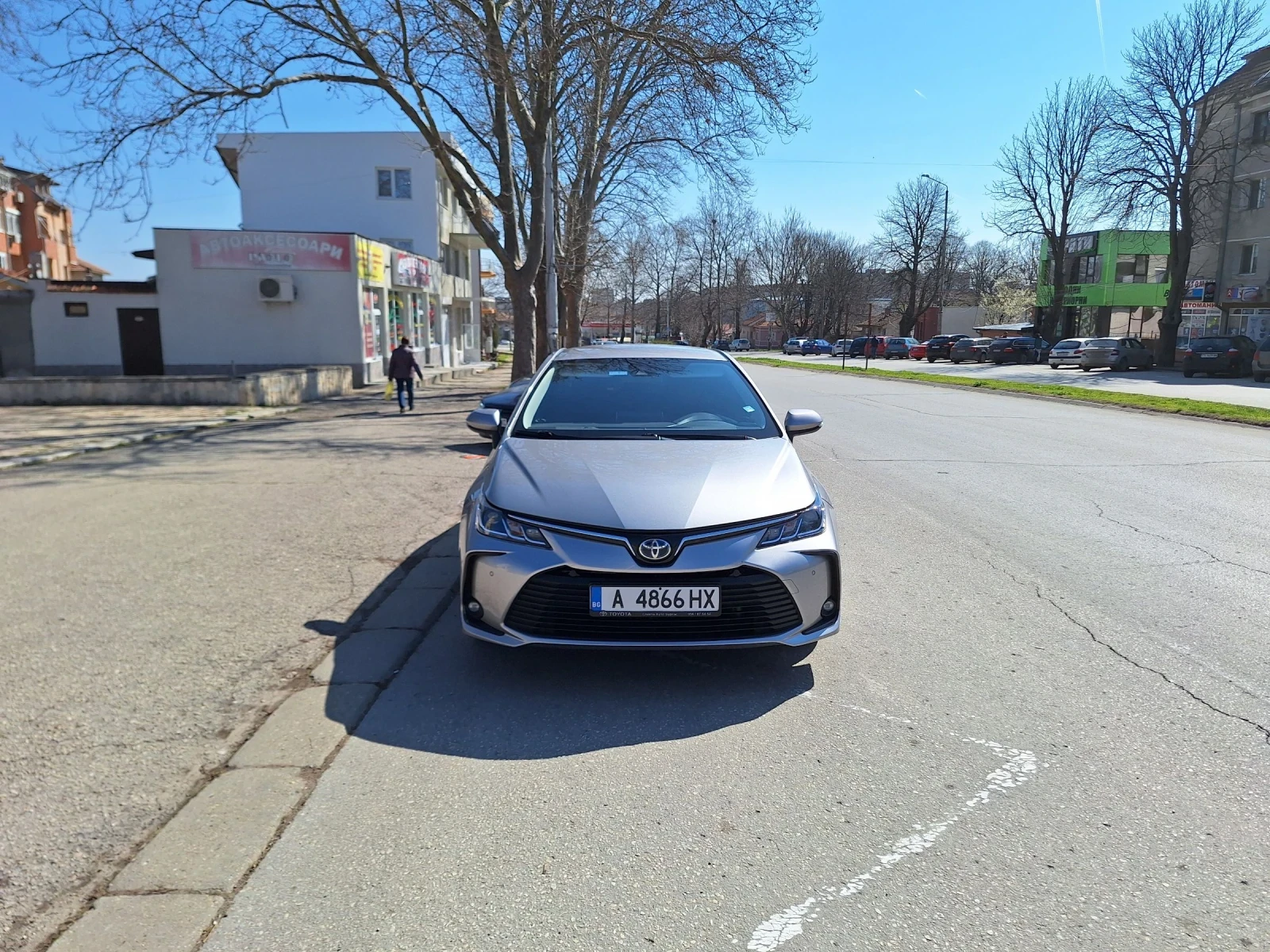 Toyota Corolla Executive + Navi  | Mobile.bg   1