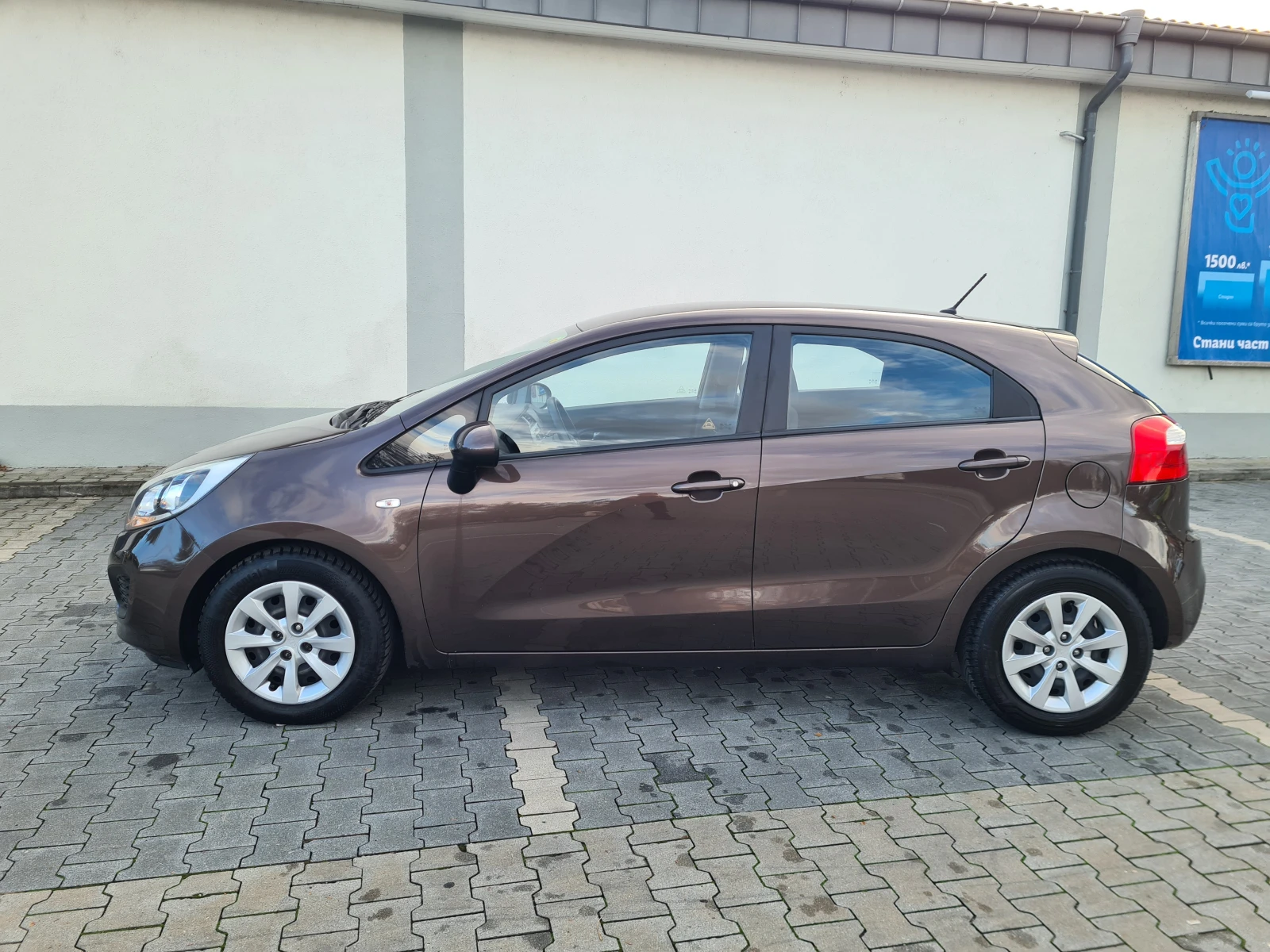 Kia Rio 1.2i Швейцария - изображение 7