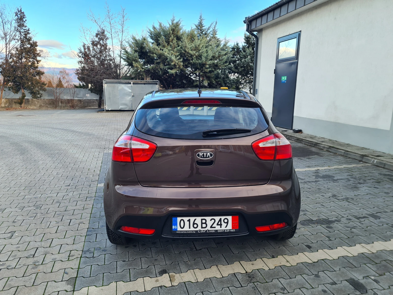 Kia Rio 1.2i Швейцария - изображение 8