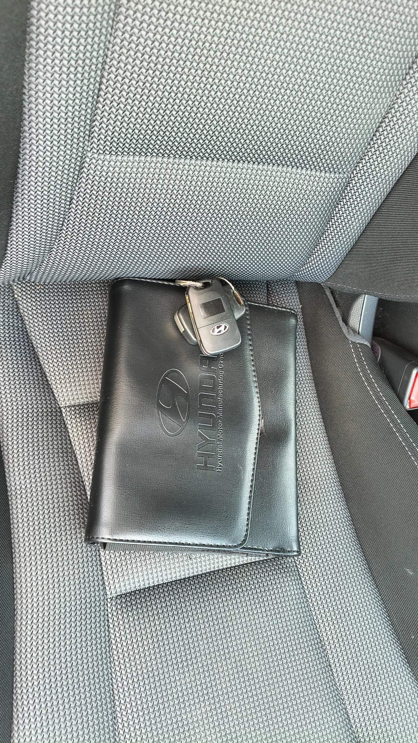 Hyundai I30 1.6 CRDi, снимка 17 - Автомобили и джипове - 51271916